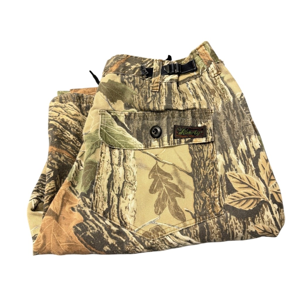 Vintage Liberty Cargo Pants Mens Medium (33x31 ACTUAL) Realtree Camo Hunting